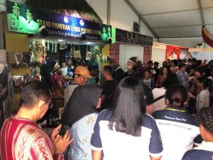 Tampil Beda dan Memukau, Stand Papua di Pemeran Maluku Expo diserbu Pengunjung