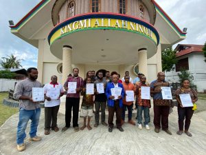 Diduga Pakai Logo Tanpa Izin, Yones Wenda Laporkan Dua Tokoh Agama Ke Polda Papua