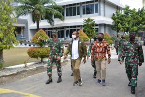Reses ke Papua, Yan Mandenas Ungkap Lantamal X Perlu Penambahan Alutsista