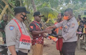Susksekan Program KOTEKA, Polisi Sambangi Kepala Kampung Togonfo