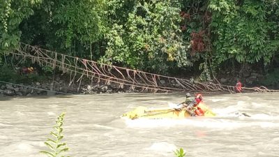 Tim Gabungan Lakukan Pencarian Empat Anggota TNI-Polri Yang Hanyut di Sungai Digoel
